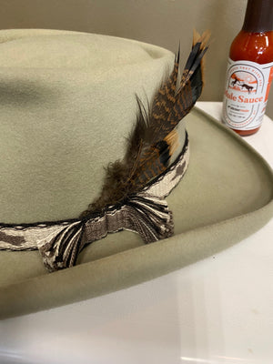 Vintage Texas hatters "HI ROLLER" Beaver Hat with Texas Longhorn Hat Ban