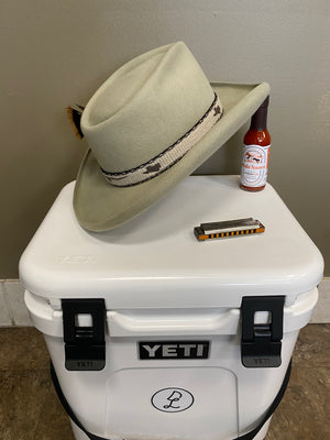 Vintage Texas hatters "HI ROLLER" Beaver Hat with Texas Longhorn Hat Ban