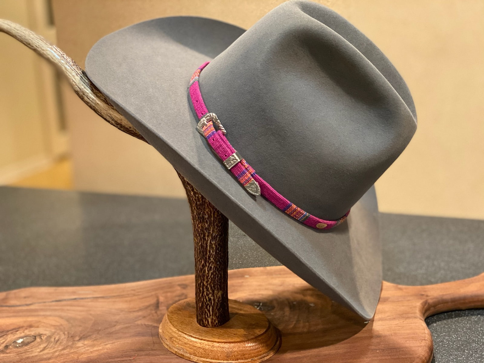 Vintage Texas hatters Cowboy Rancher “Rattlesnake Hat Band w/ Rattle” – Dos  Laredos Brand